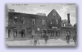 Dworzec kolejowy w Kruklankach po I-wojennych zniszczeniach, przedwojenna pocztówka z archiwum Piotra Janika