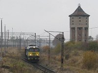 27.10.2009, stacja Korsze, ST44-992 z pociągiem TKMSc 8863 Korsze - Skandawa