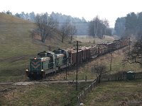 11.03.2008, Ciernie, SM42-377 i SM42-? z pociągiem TKMSc 790 Ełk - Pisz